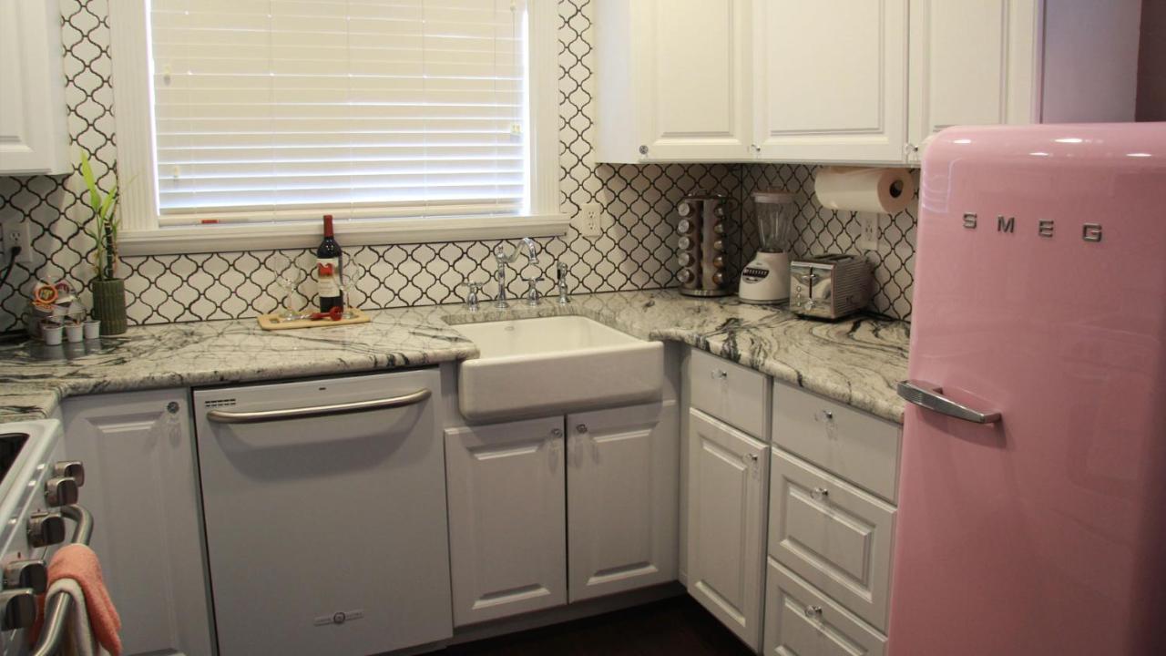 Апартаменты The Pink Fridge Уайтфиш Экстерьер фото